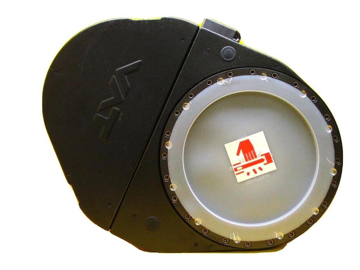Used VAT 65048-JH52-ALJ1 Pendulum Control & Isolation Gate Valve Series 650 Working