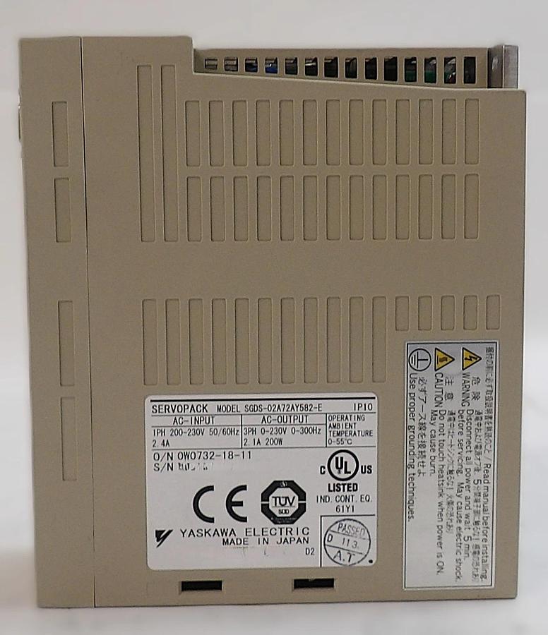 Used Yaskawa Electric SGDS-02A72AY582-E Servo Drive SERVOPACK Lot of 2 Working