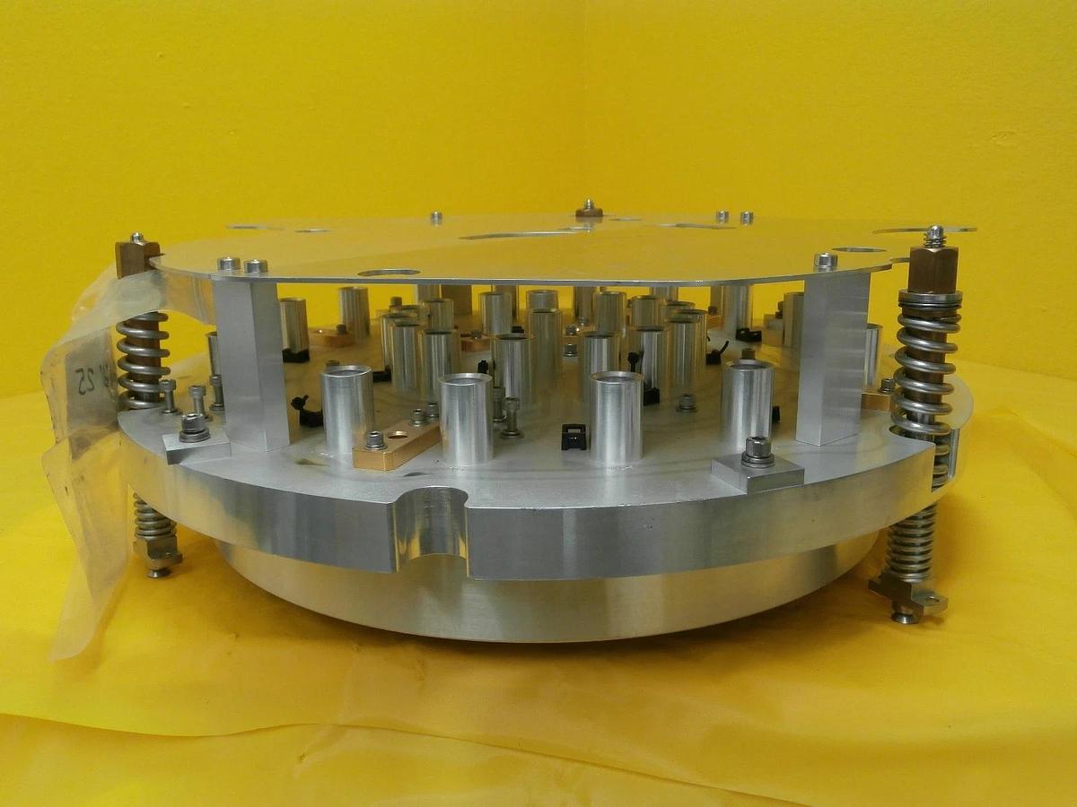 Used AMAT Applied Materials 0040-32530 IPS Upper Lamp Roof Cooling Plate Surplus