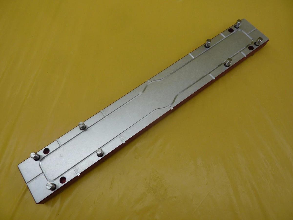 Used SMC 72-252832-00 Slit-Valve Actuator Blank-Off Plate Used Working
