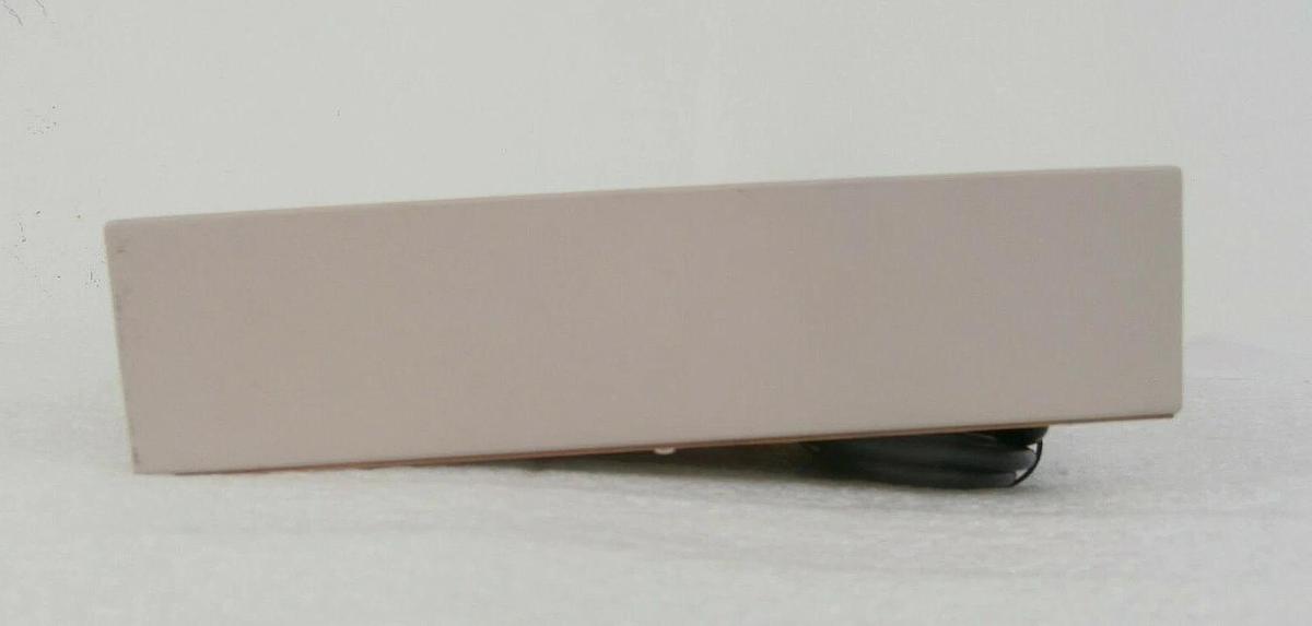 Used Teli BE6138A2 10.25" Touchscreen LCD Monitor LCD1012X Hitachi M-511E Working
