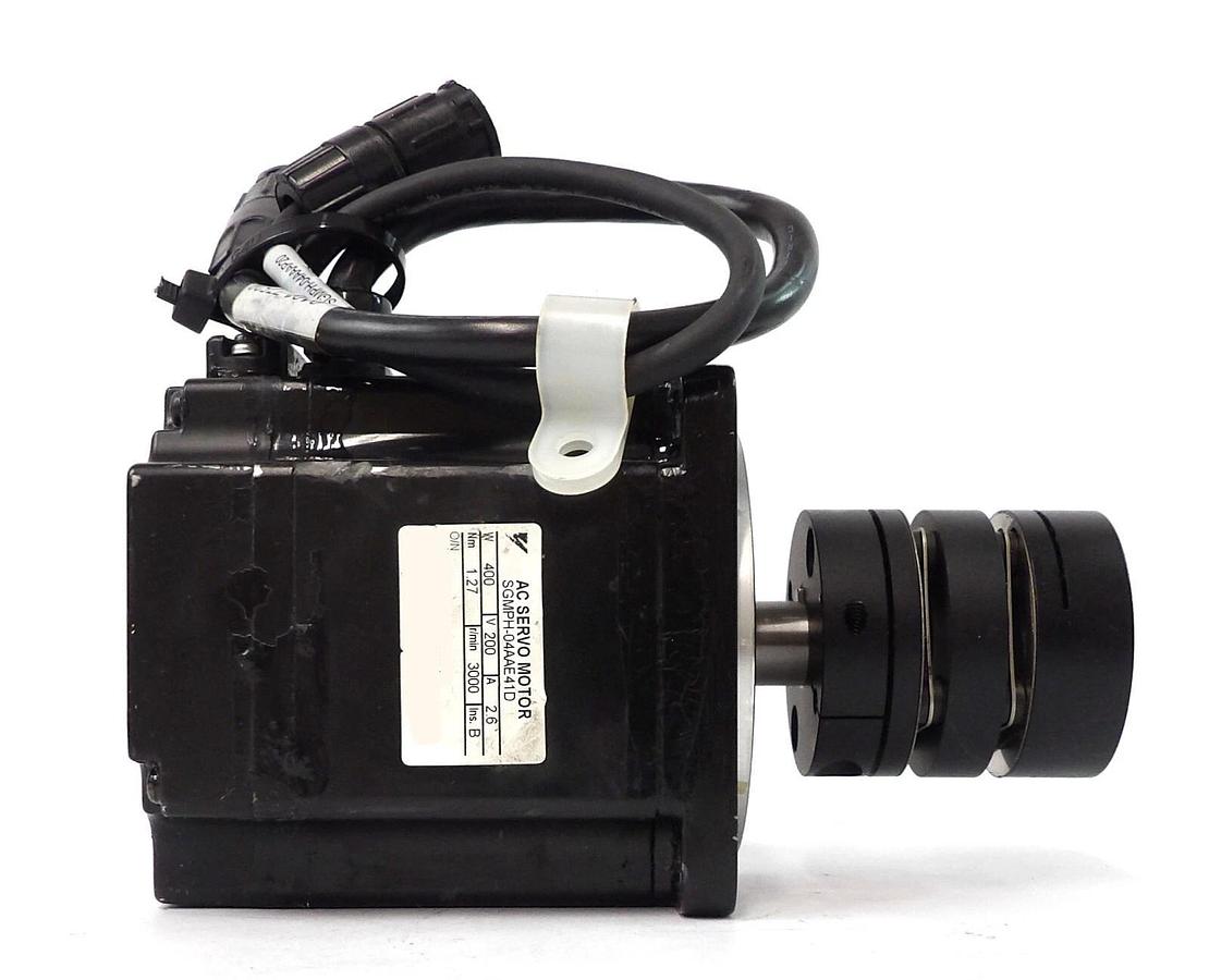 Used Yaskawa Electric SGMPH-04AAE41D AC Servo Motor Reseller Lot of 2 Working