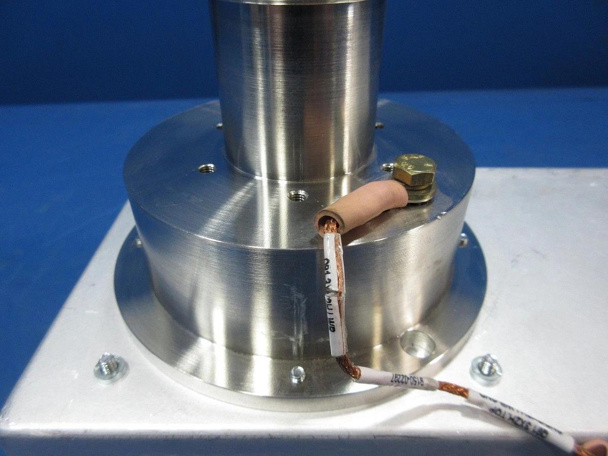 Used AMAT Applied Materials 9090-00785 Electrode Assembly Qauntum X Used