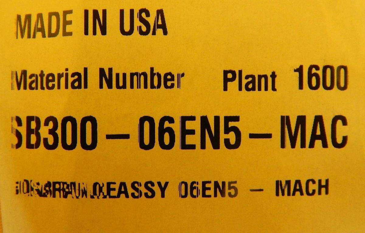 Entegris SB300-06EN5-MAC 300mm FOSB Front Opening Shipping Box SB300 New Surplus