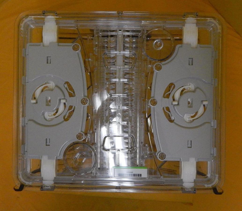 Entegris SB300-06EN5-MAC 300mm FOSB Front Opening Shipping Box SB300 New Surplus