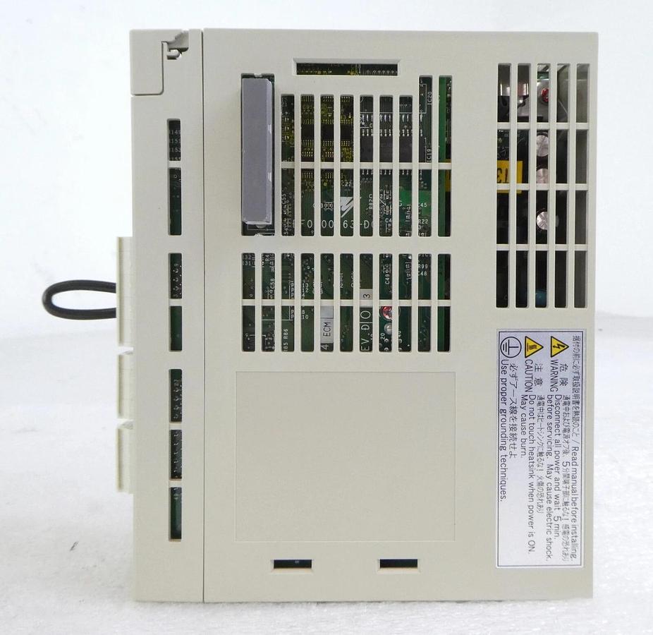 Yaskawa Electric SGDH-01AE Servo Drive SERVOPACK AMAT Reseller Lot of 3 New