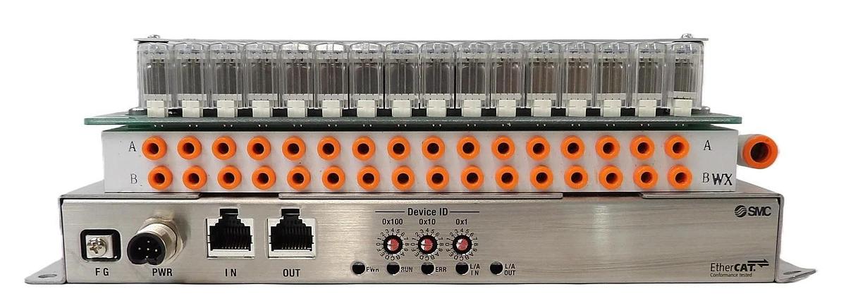 Used SMC VV100-49-X337 16-Port Pneumatic Manifold Working