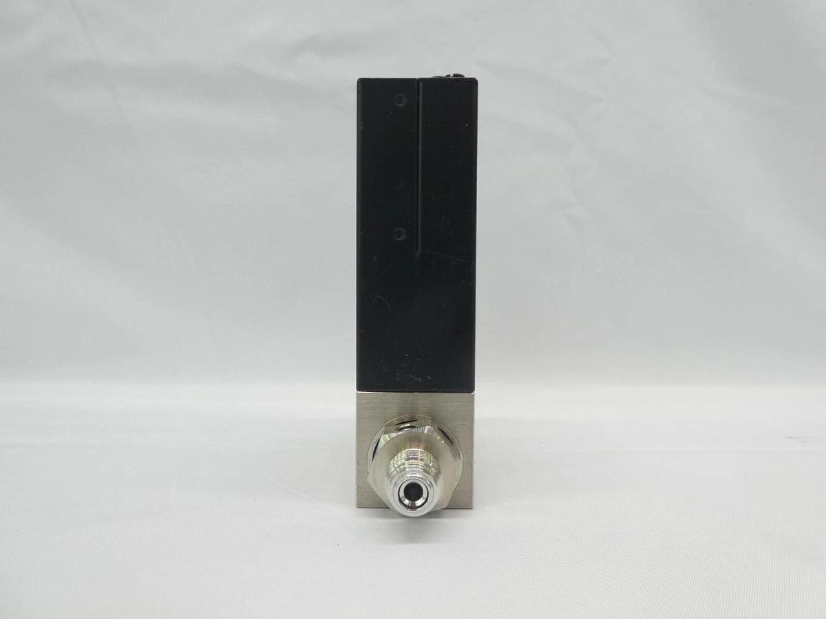 Used Aera FC-780XC Mass Flow Controller MFC 30 SCCM C4F8 Working Surplus