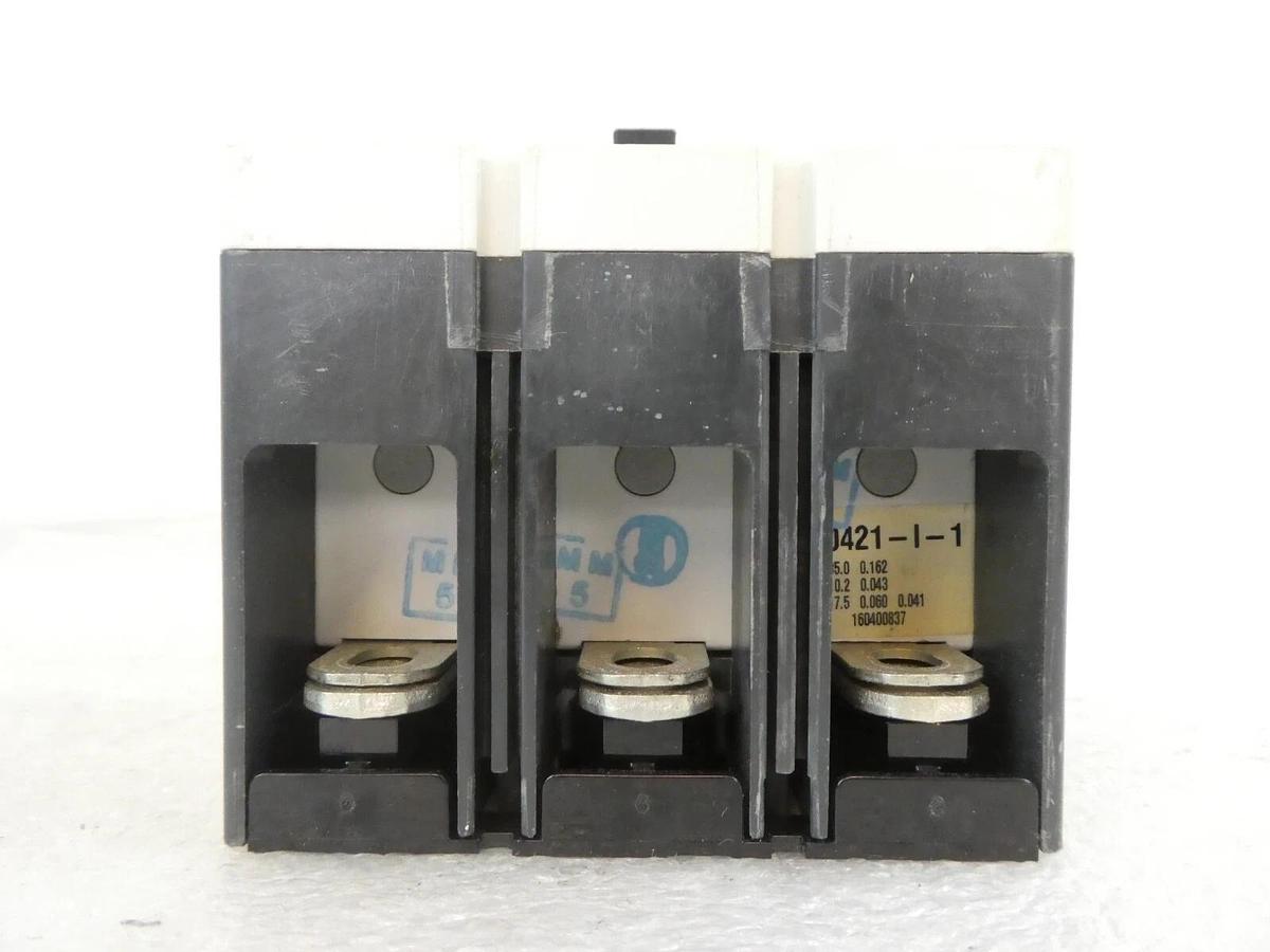 Used Eaton JGE3250NN Industrial Circuit Breaker J250E 69D2551G10 Lot of 2 Working