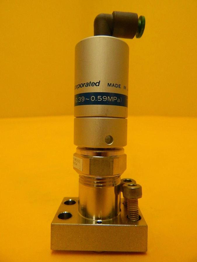 Used Fujikin 053804 Pneumatic Valve Normally Open 316L-P Lot of 3 Used Working