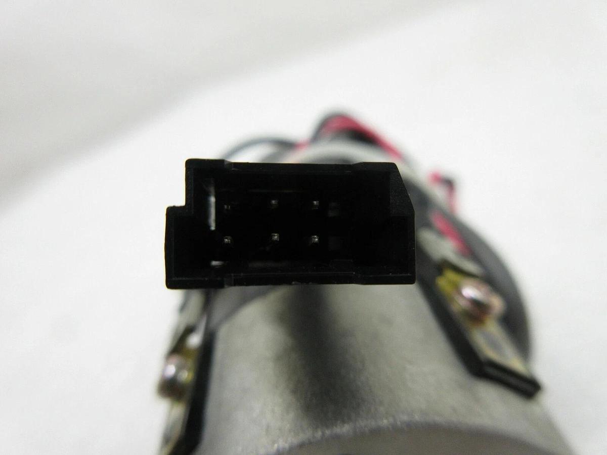 Used Yaskawa Electric UGTMEM-01SNQ11 Mintertia Motor Nikon NSR-1755G7A Working
