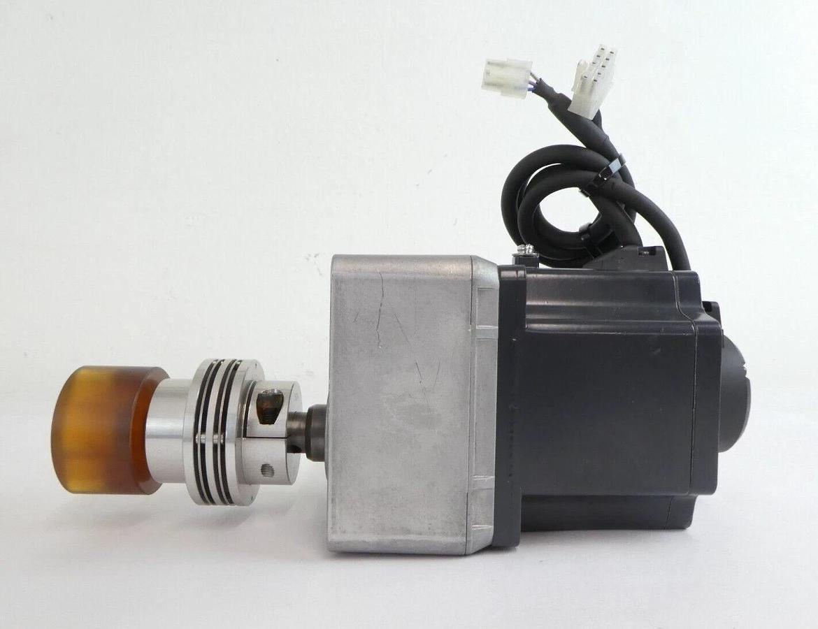 Used Oriental Motor BXM6400-GFS DC Motor W/Gear Head D3874-162 Working Spare