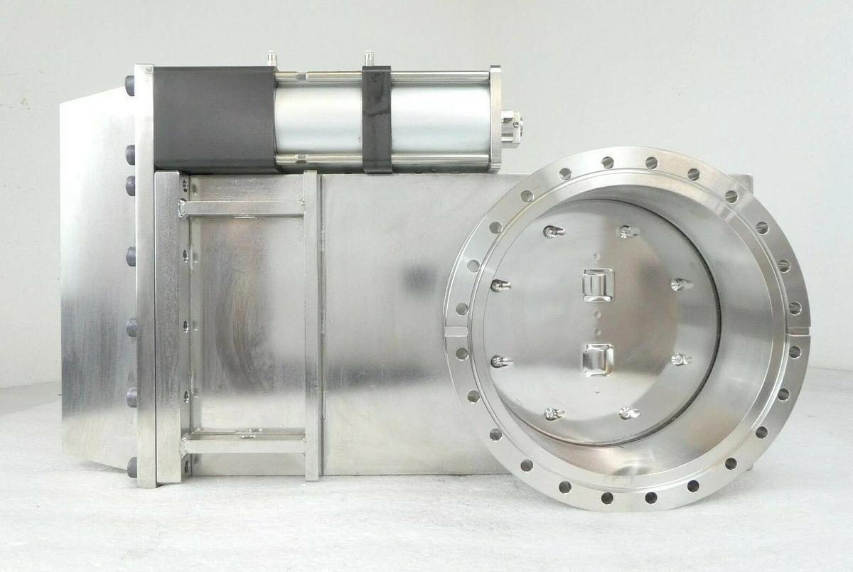 Used VAT 18046-XE28-AAX2 UHV Ultra High Vacuum Chamber Gate Valve AMAT Working