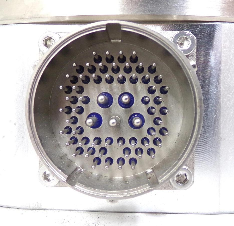Used STP-XA3203CV Edwards PT66-1Z-000 Turbomolecular Pump ISO320F Untested Surplus