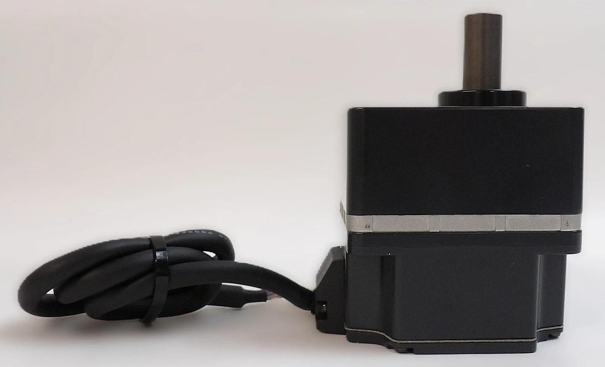 Oriental Motor AXH450KC-5 DC Motor and Driver Set AXHM450KC-GFH AXHD50K New