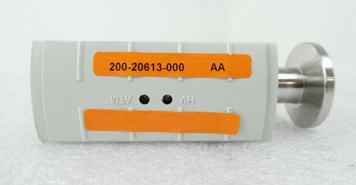 Used Pfeiffer PTR26750A Pirani Gauge TPR265 Lot of 4 KLA-Tencor 200-20613-000 Working