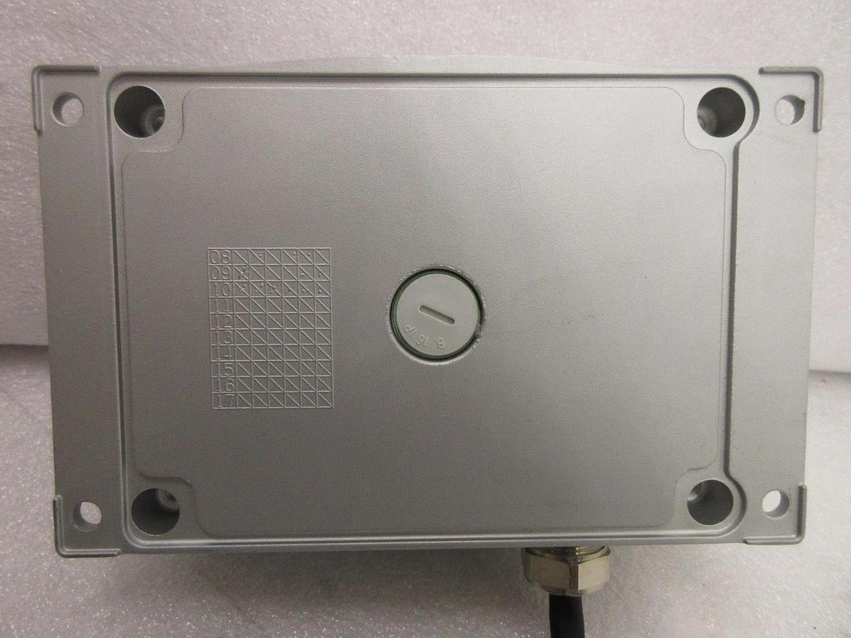 Used Vaisala HMT333 Humidity and Temperature Transmitter HUMICAP Nikon NSR-S620D Used