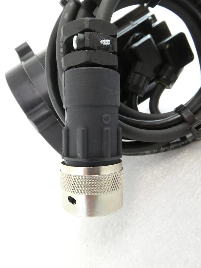 Used HD Systems HSG-32A-18-F0-SP-F9-0374845-010 Harmonic Drive Assembly Working