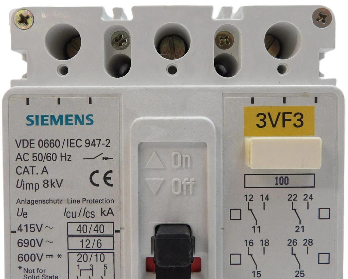 Used Siemens VDE 0660/IEC 947-2 3 Pole Circuit Breaker Working