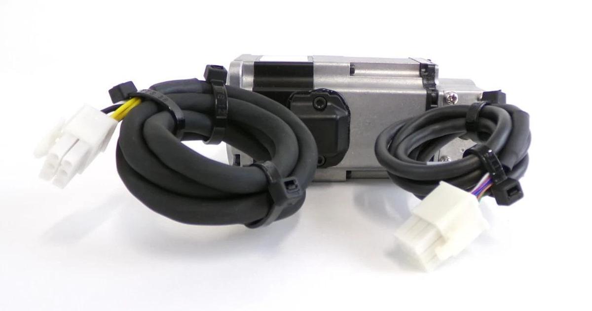 Used Sanyo Denki R2AA05010FCSSYM AC Servo Motor SANMOTION R Lot of 2 Working