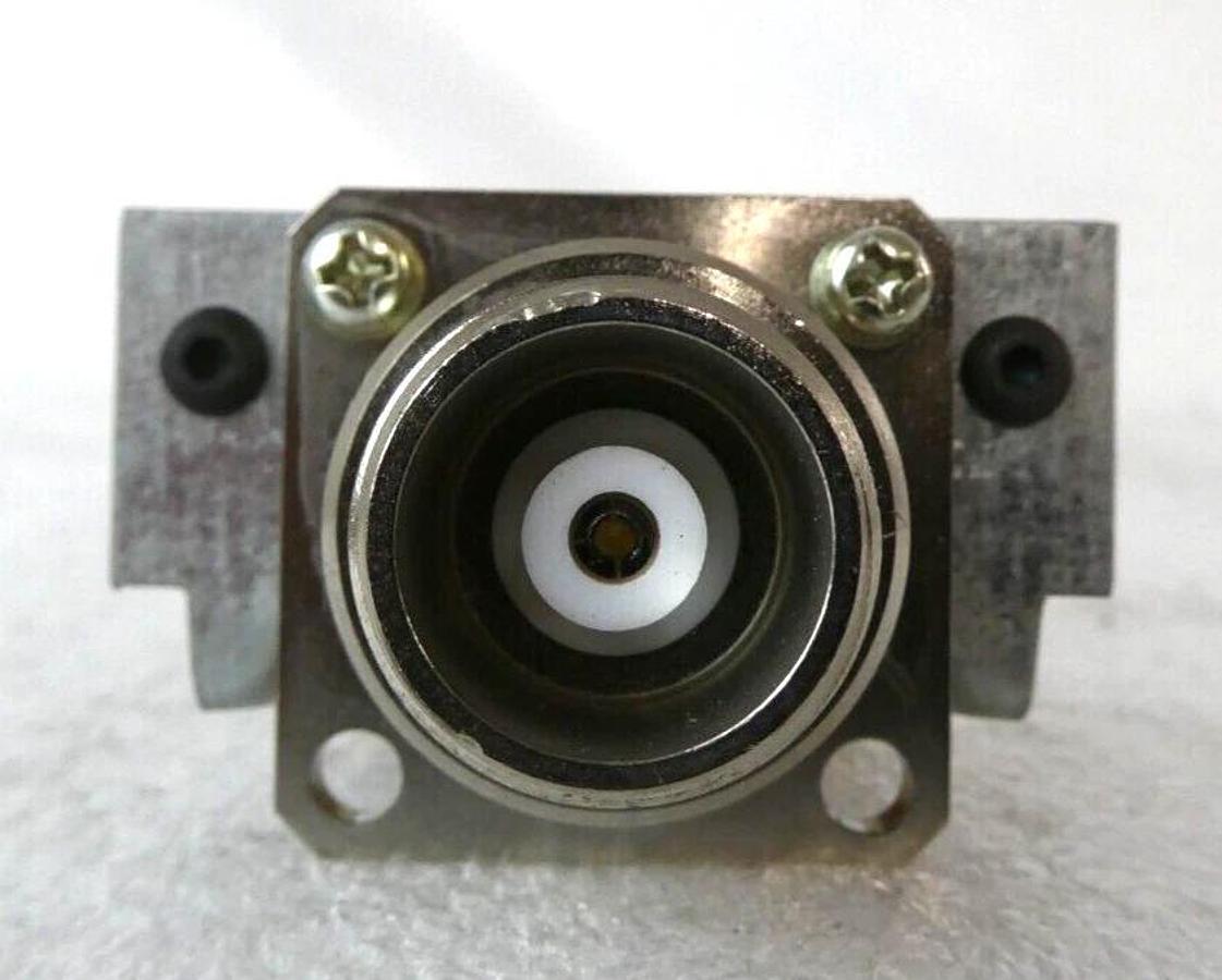 Used Advanced Energy 2305626-B Apex Insulator V2 1335085A 1112 3608 Working Surplus