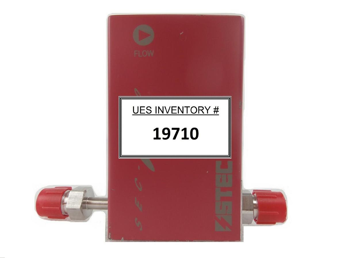 Used STEC SEC-F730M Mass Flow Controller MFC SEC-F730 300 SCCM N2 Working Surplus