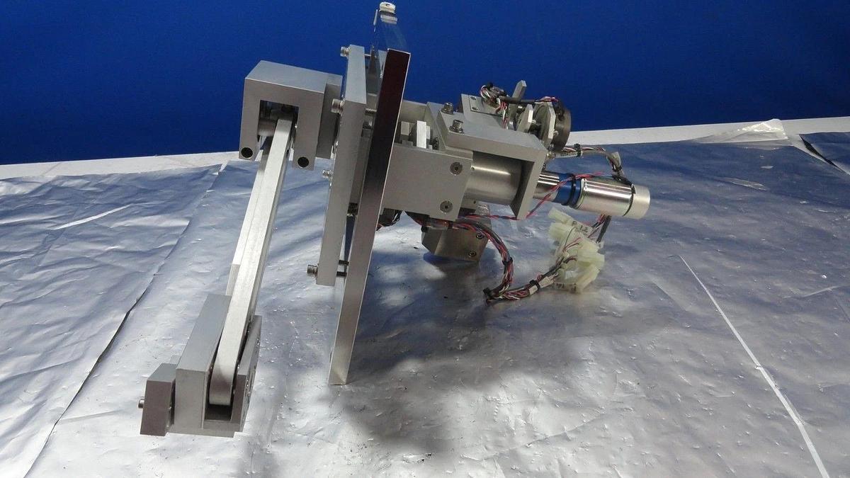 Used GaSonics A-2000LL Wafer Loader Transfer Arm Missing End Effector Used Working