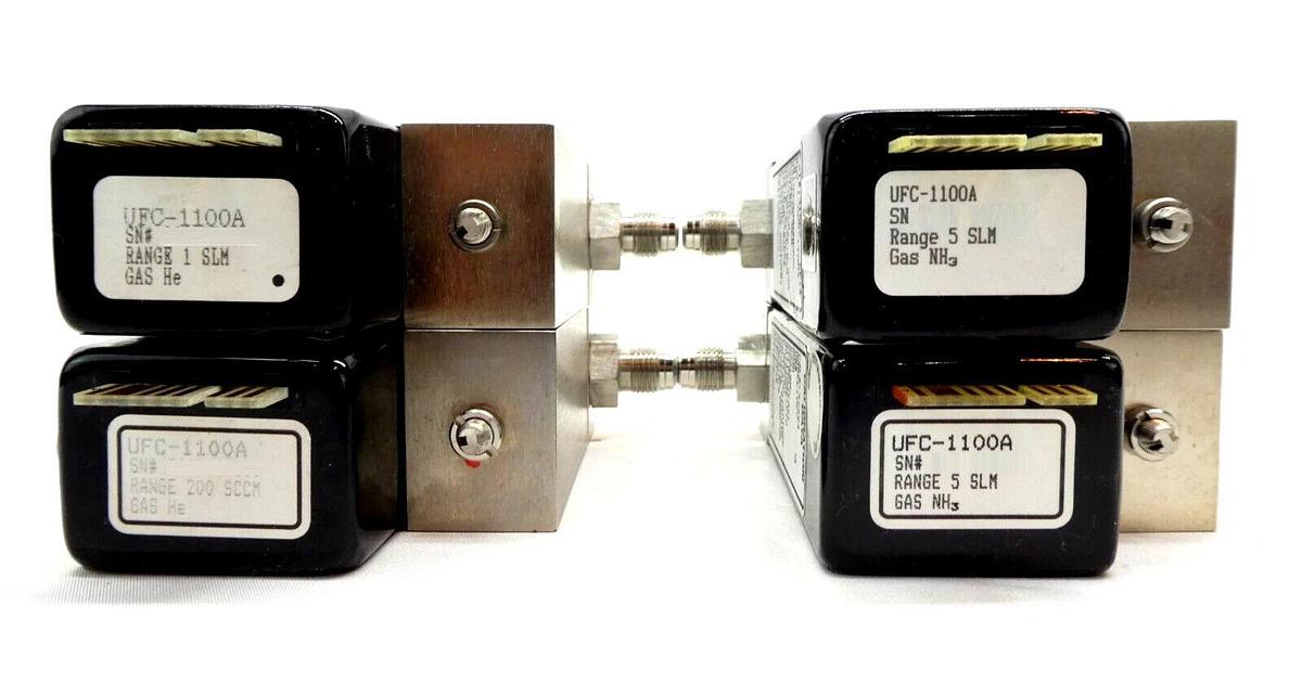 Used UNIT Instruments UFC Mass Flow Controller MFC UFC-1100A UFC-1110 Lot of 17