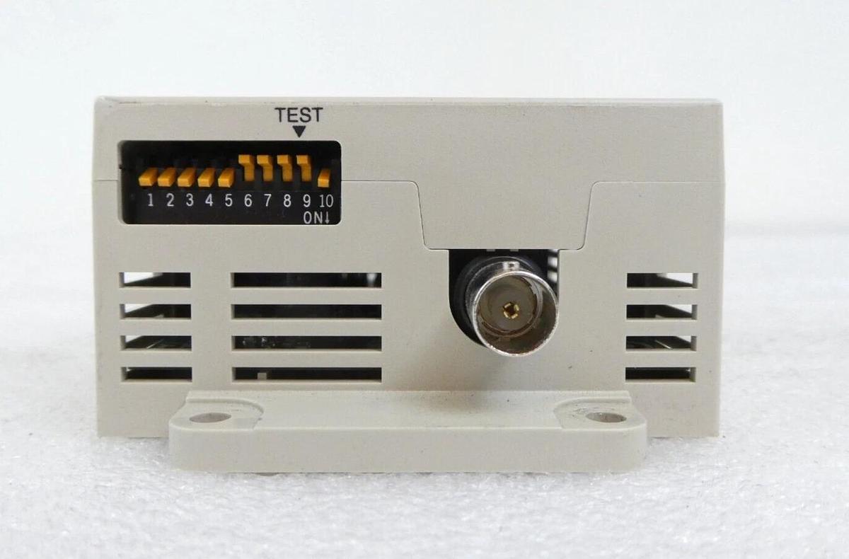 Used Omron V640-HAM11-V4-1 Amplifier Unit Reseller Lot of 2 Working Surplus