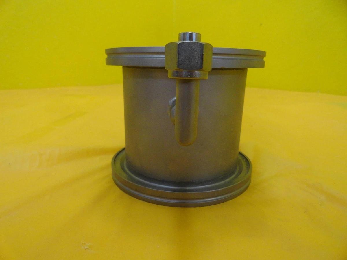 Used Edwards High Vacuum Tube Tee ISO100 ISO-K 4VCR Male 4VCR Female 90° Elbow Used
