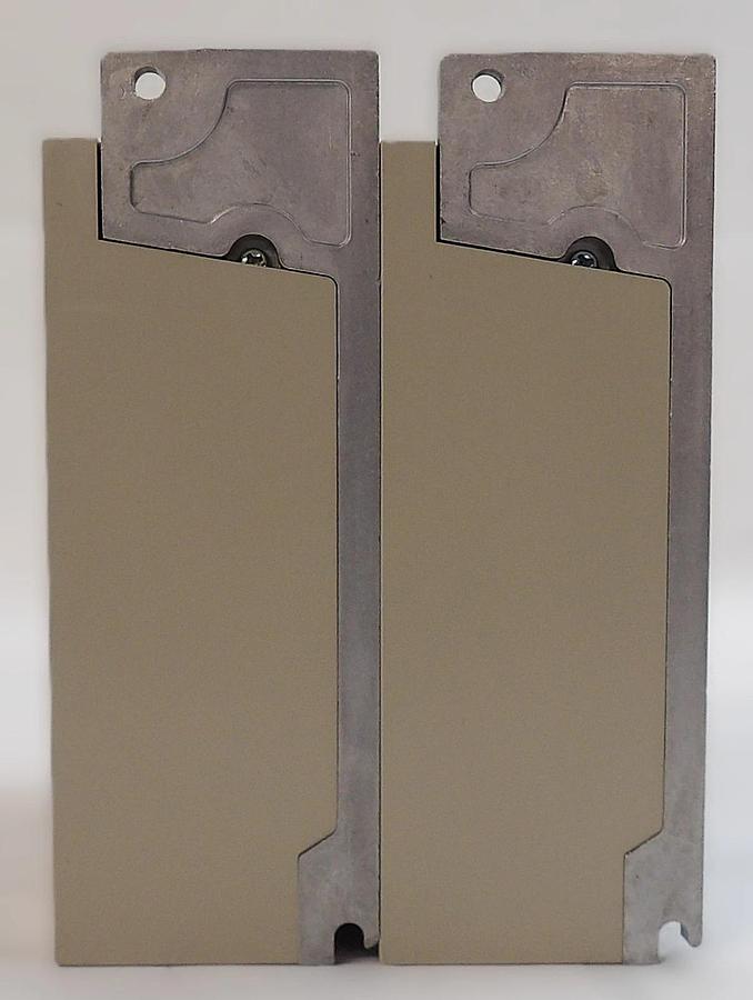 Used Yaskawa Electric SGDS-02A72AY582-E Servo Drive SERVOPACK Lot of 2 Working
