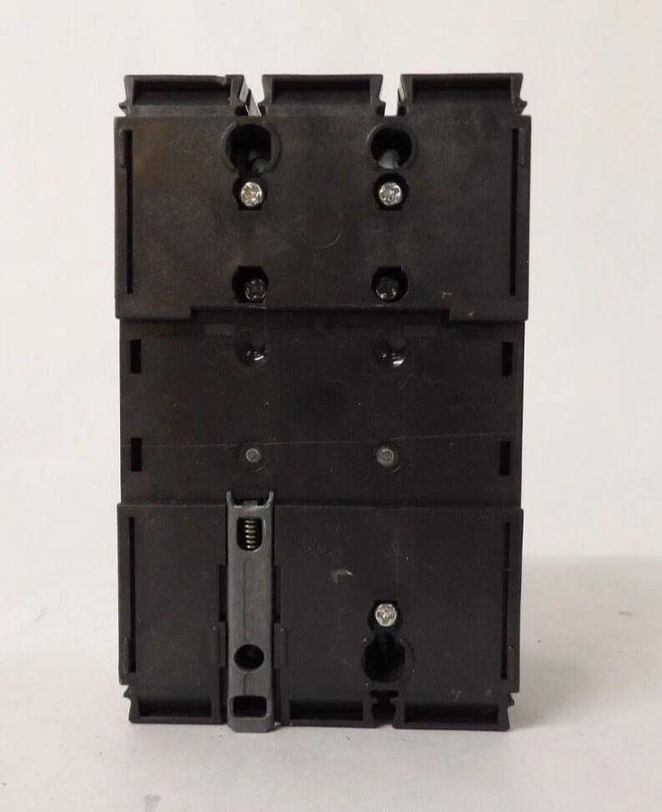 Used Mitsubishi NF50-SRU3010 No-Fuse Circuit Breaker NF50-SRU Lot of 4 Working
