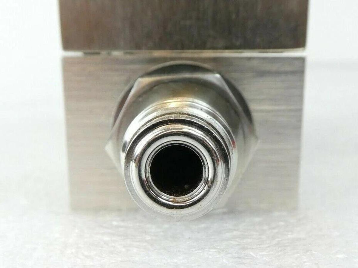Used UNIT Instruments UFC-1100 Mass Flow Controller MFC 2 SLM N2 AMAT Working Surplus
