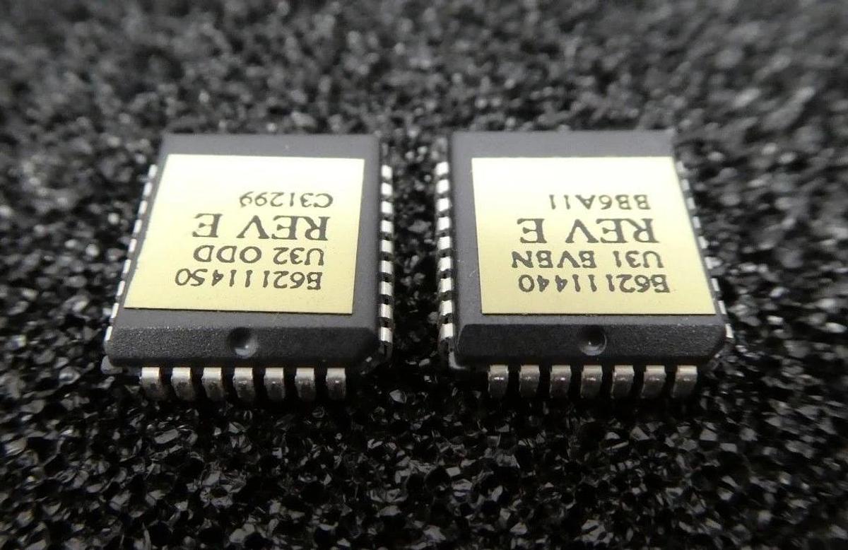 Used Varian VSEA E62111440 E62111450 Dose Controller Chips PCB Set of 2 Working