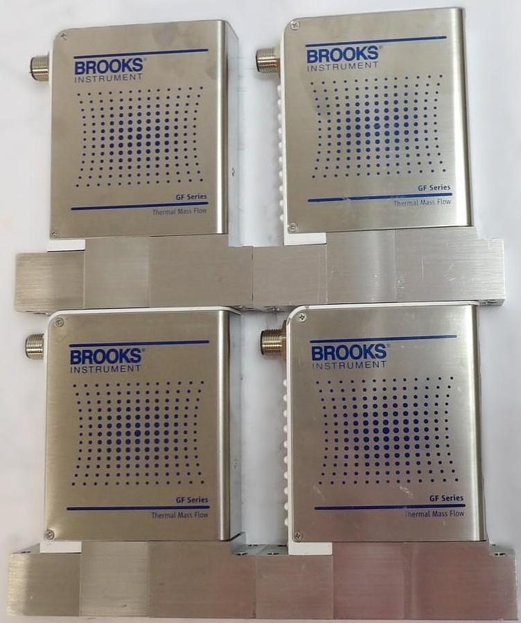 Used Brooks Instrument GF125C Mass Flow Controller MFC GF125CXXC Lot of 4 Working