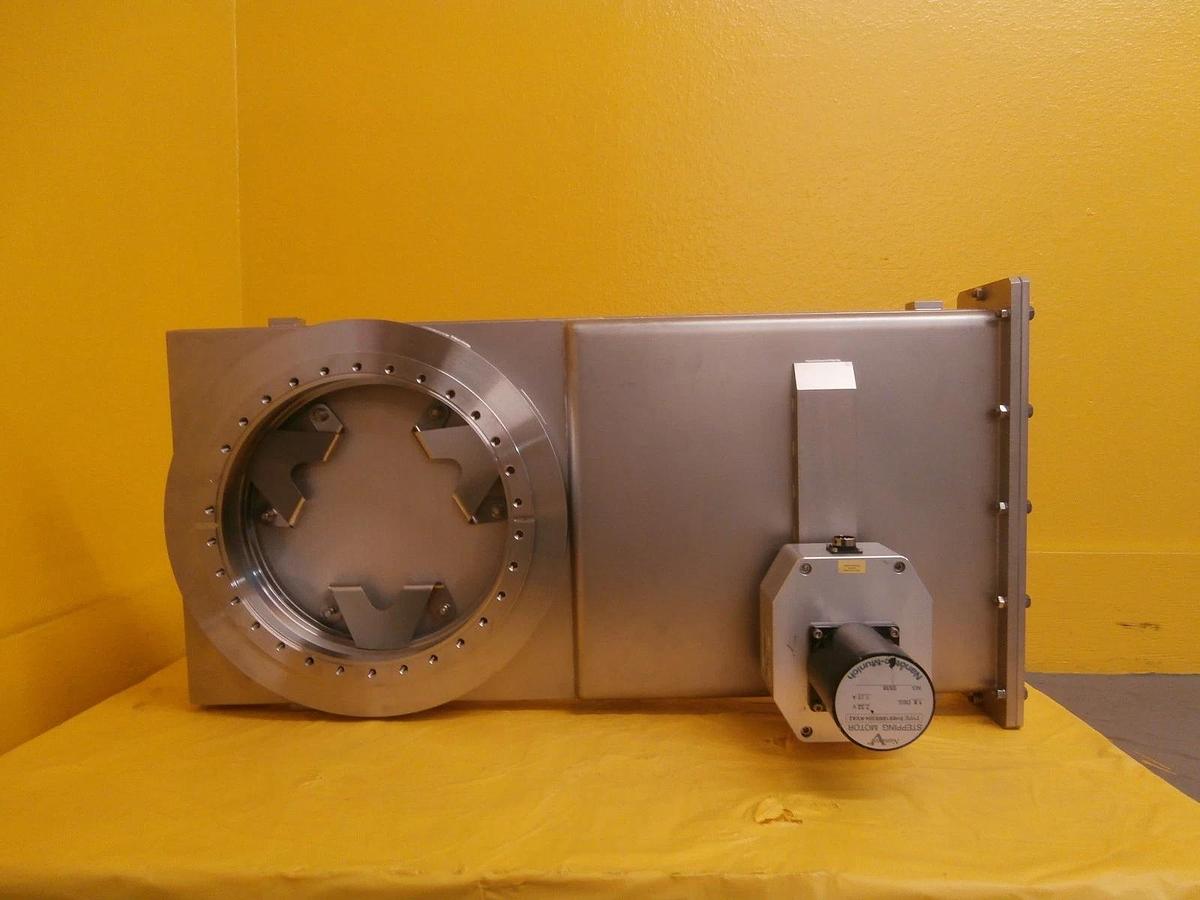 Used VAT 64250-CE52-1101 Motorized Actuator HV High Vacuum Gate Valve Cut Screw Used