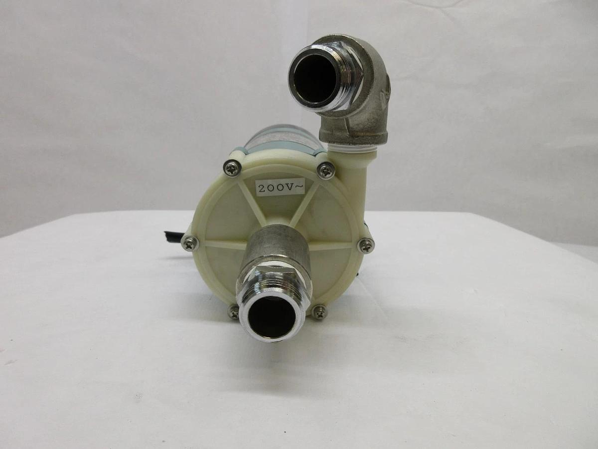 Used Iwaki MD-30RZM-200N Magnet Pump Used Working