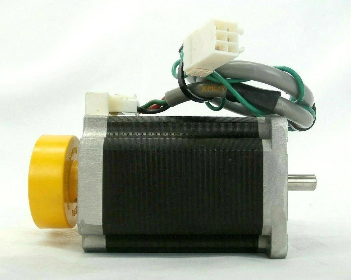 Used Sanyo Denki 103H7823-1710 Stepping Motor StepSyn D6CL-8.0F JEOL JWS-2000 Working