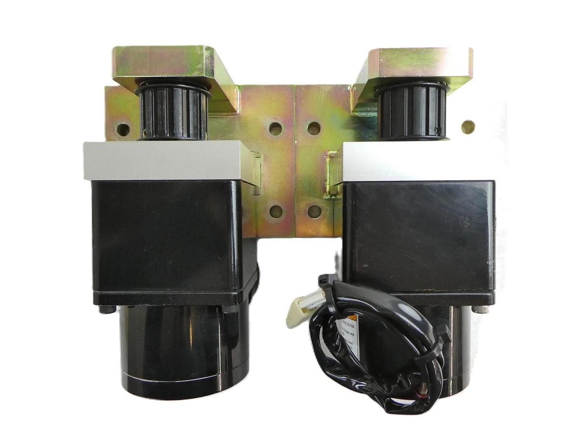 Used Oriental Motor UPH596TG10-A A6259-9415TG Stepping Motor VEXTA Lot Of 2 Working