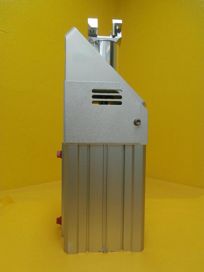 Used SMC US13394 Slit Valve Pneumatic Cylinder 3020-00077 AMAT 0010-43936 Refurbished