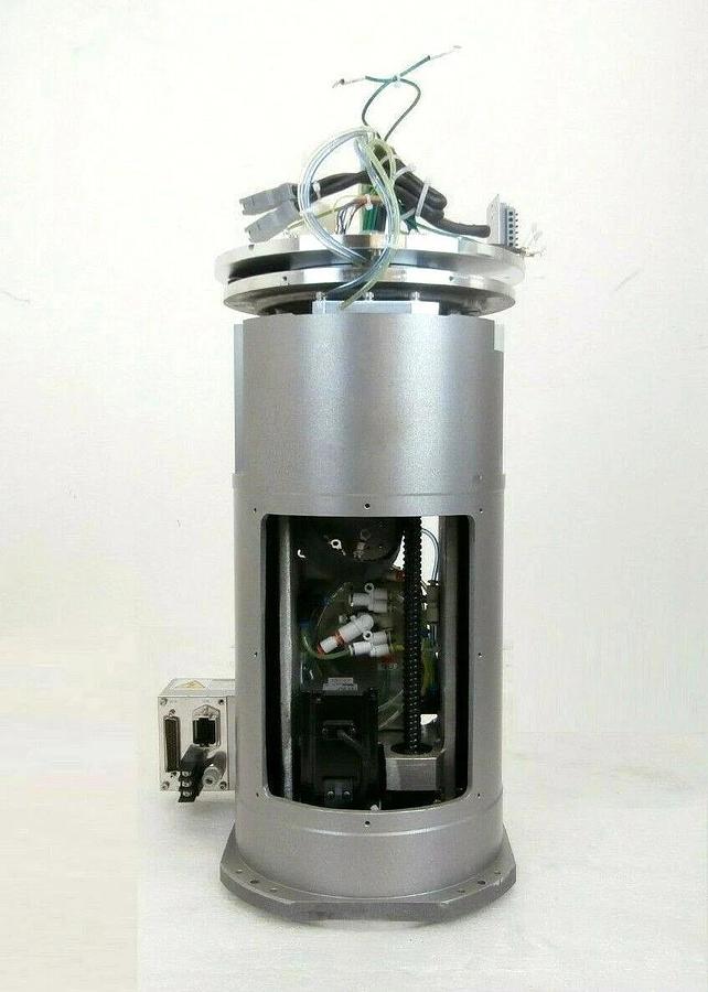 Used Yaskawa XU-RC350D-C51 Dual Arm Wafer Handling Robot with Missing Arms Untested