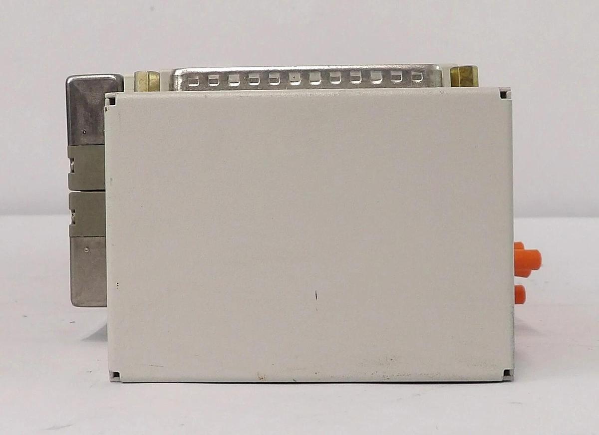 Used SMC VV5Q11-26-DUS01180 26-Port Pneumatic Manifold AMAT 4060-01218 Working