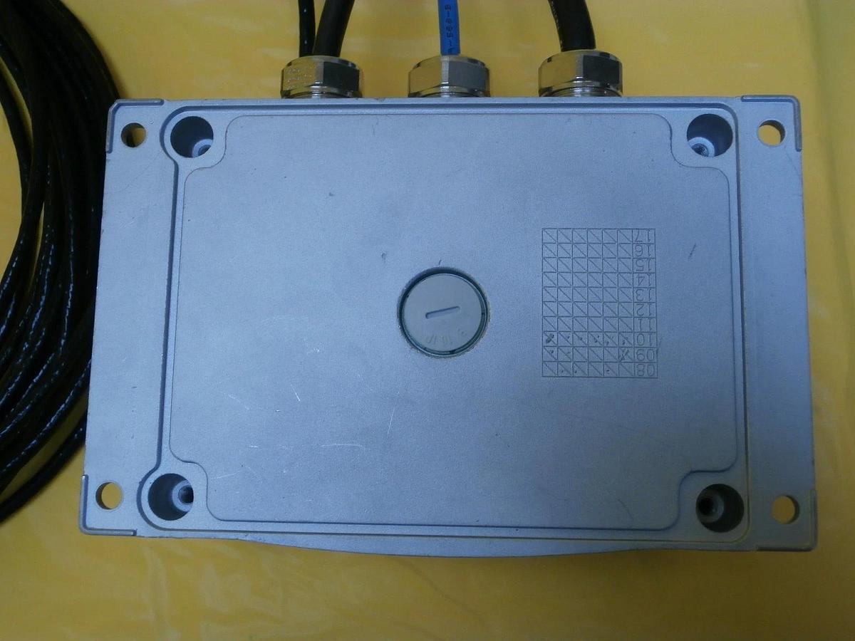 Used Vaisala DMT347 Dewpoint & Temperature Transmitter Nikon 4S066-914 Working