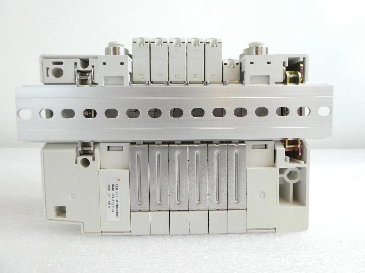 Used SMC SS5Q13-ULB000080 6-Port Pneumatic Solenoid Valve Working Spare