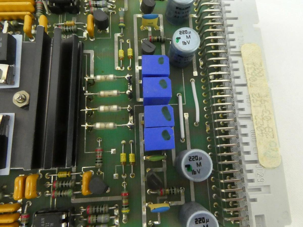 Used Philips 4022 192 70631 Relay PCB Card DCA FEI Company XL 30 ESEM Spare