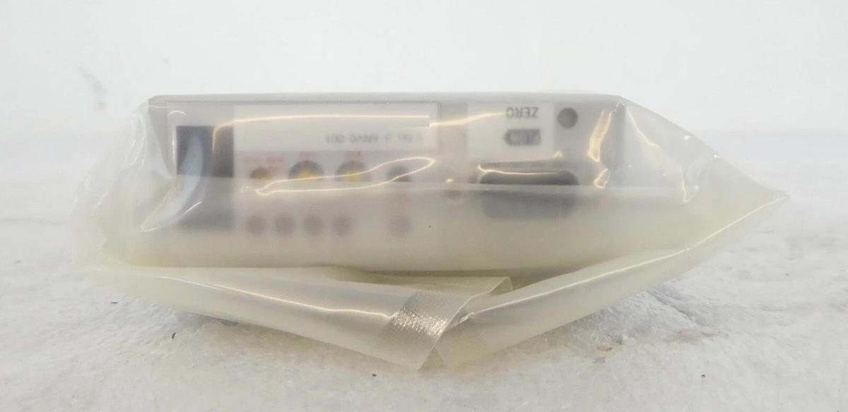 Fujikin T 1000M Mass Flow Controller MFC Lam 797-218570-037 Lot of 2 New Surplus