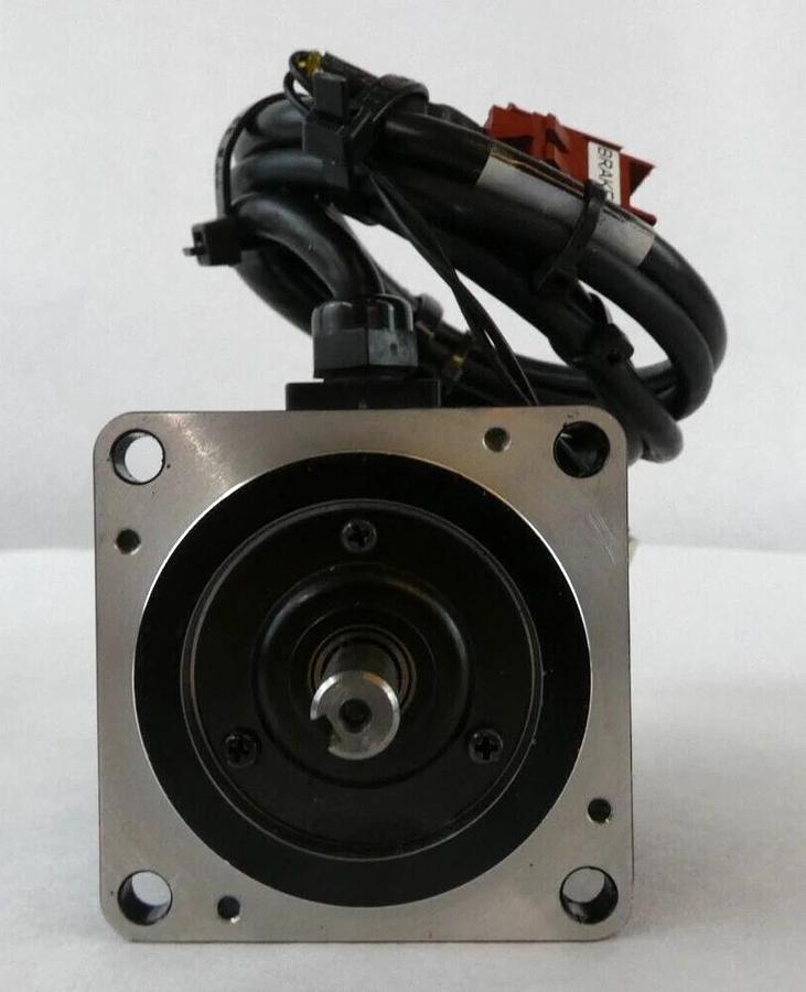 Used Yaskawa Electric SGMPH-01AAE-YA11 AC Servo Motor Assembly Lot of 3 Working