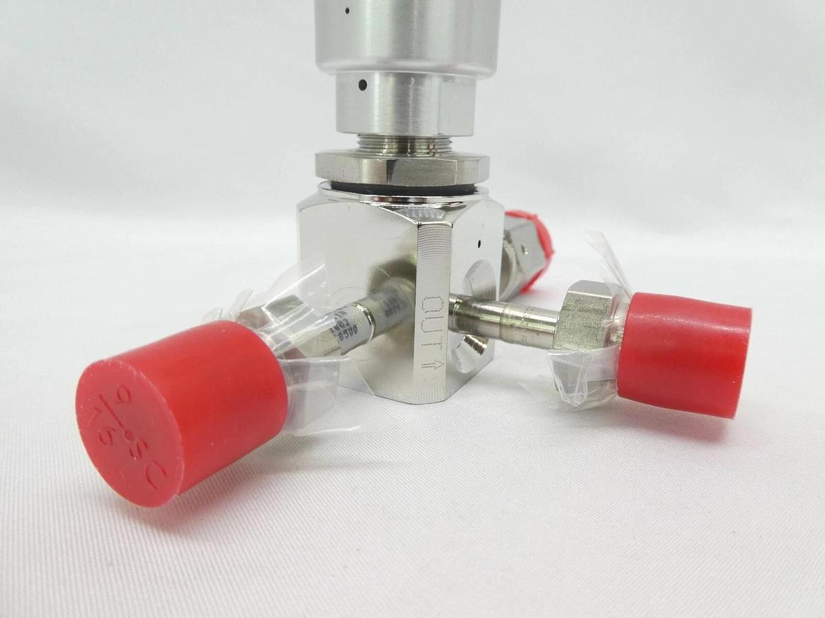 Parker Veriflo 06-05725 Diaphragm Valve 945AOPLPNCS5415 Novellus 60-132184-02