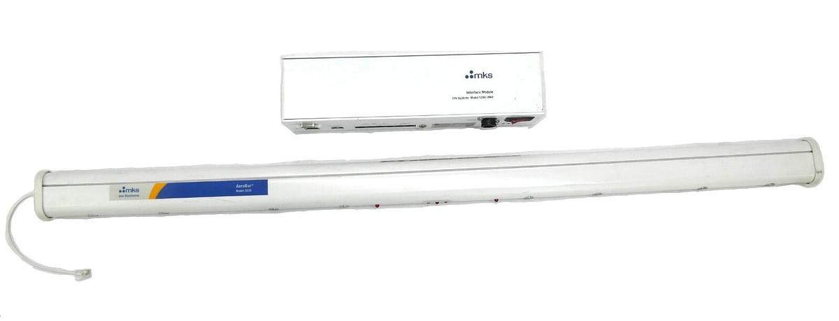 Used ION Systems 5200-IM6T-V3.0 Ionizer Bar Set MKS Instruments AeroBar 5225 Working