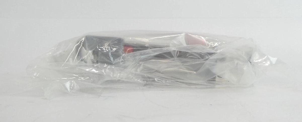 UNIT Instruments UFC-8561C Mass Flow Controller MFC 5000 SCCM H2 Lot of 2 New